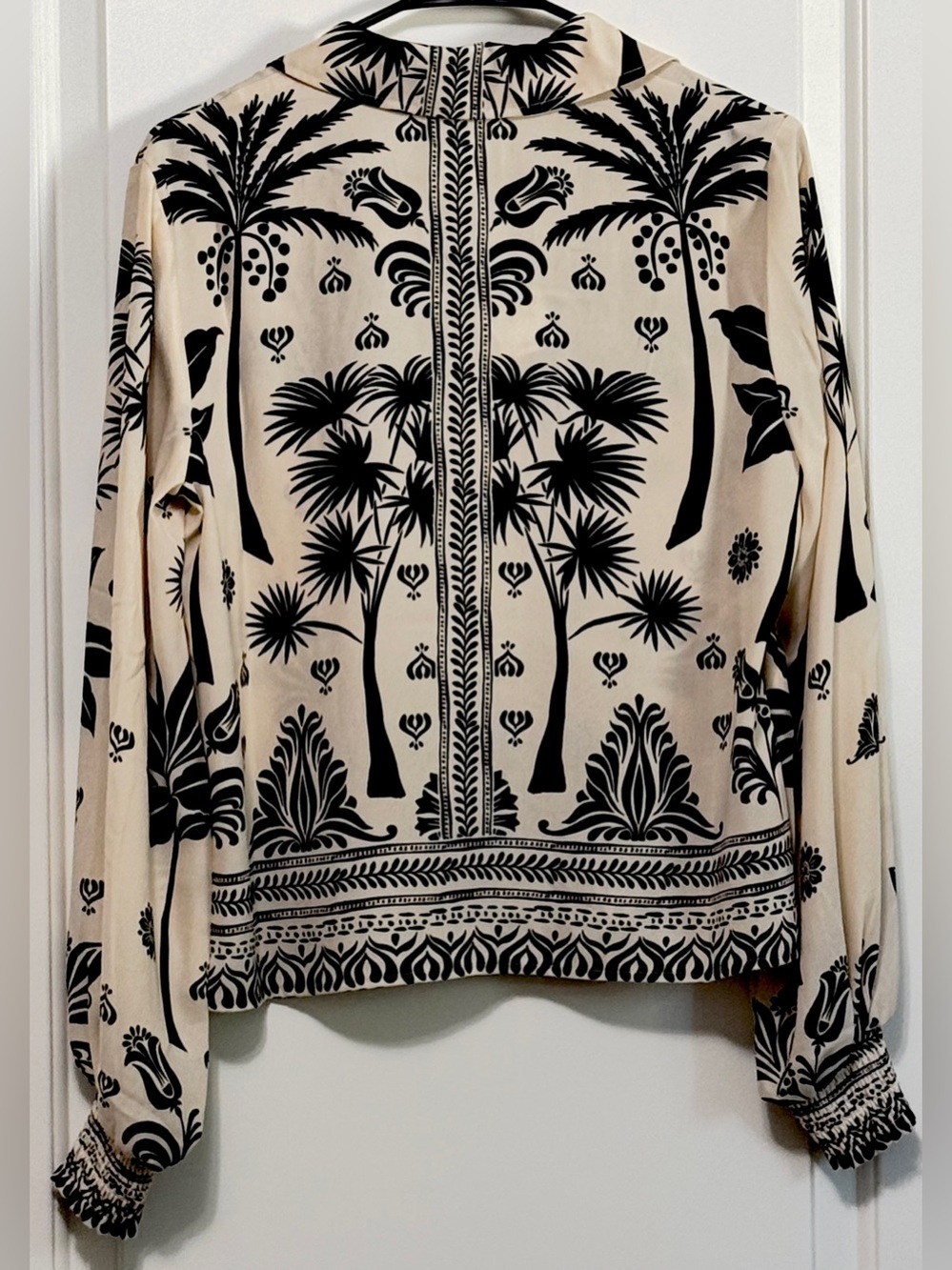 Cabi Marrakesh Top Black Cream Botanical Print Blouse S NWT - Picture 5 of 11